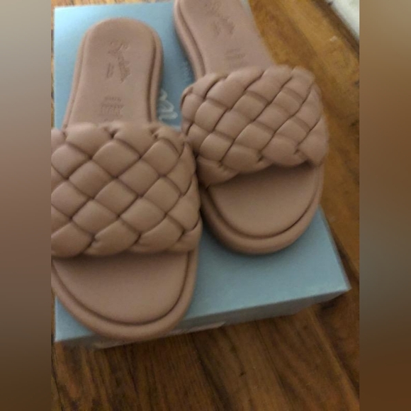 Seychelles Bellisima Slide Sandal - Picture 2 of 3